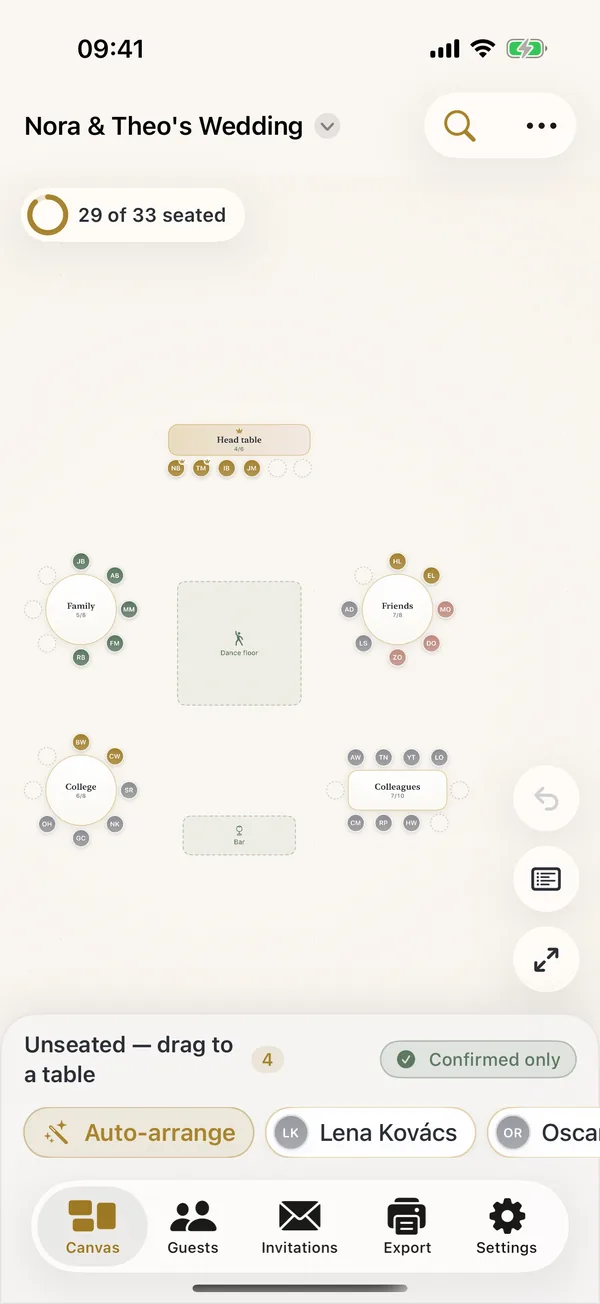 Headtable's seating canvas on iPhone: round tables, a head table and a dance floor, with 29 of 33 guests seated